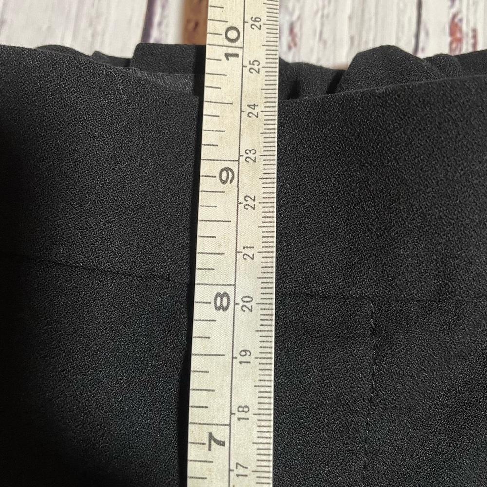 Banana Republic Hayden Pant. Pull on. Black. Size 6 petite. - Picture 10 of 11